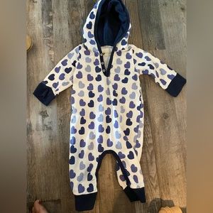 Monica and Andy blue heart romper size 9-12 months